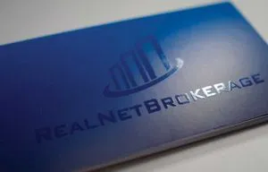16 Point Postcards w/ Spot UV Front (4.25"x2.75")